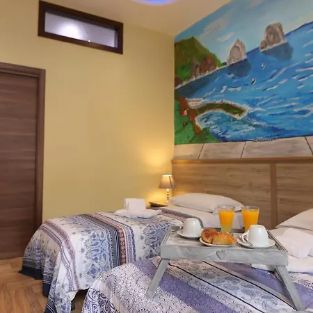 Authentic Neapolis In The Hearth Of The Center 4* Napoli