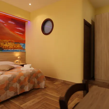 L'ammor E Napule Oda ve Kahvaltı 4*