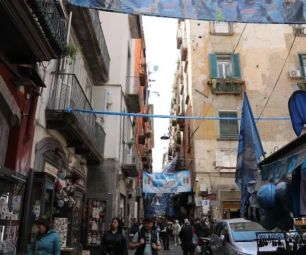 L'ammor E Napule Oda ve Kahvaltı Napoli